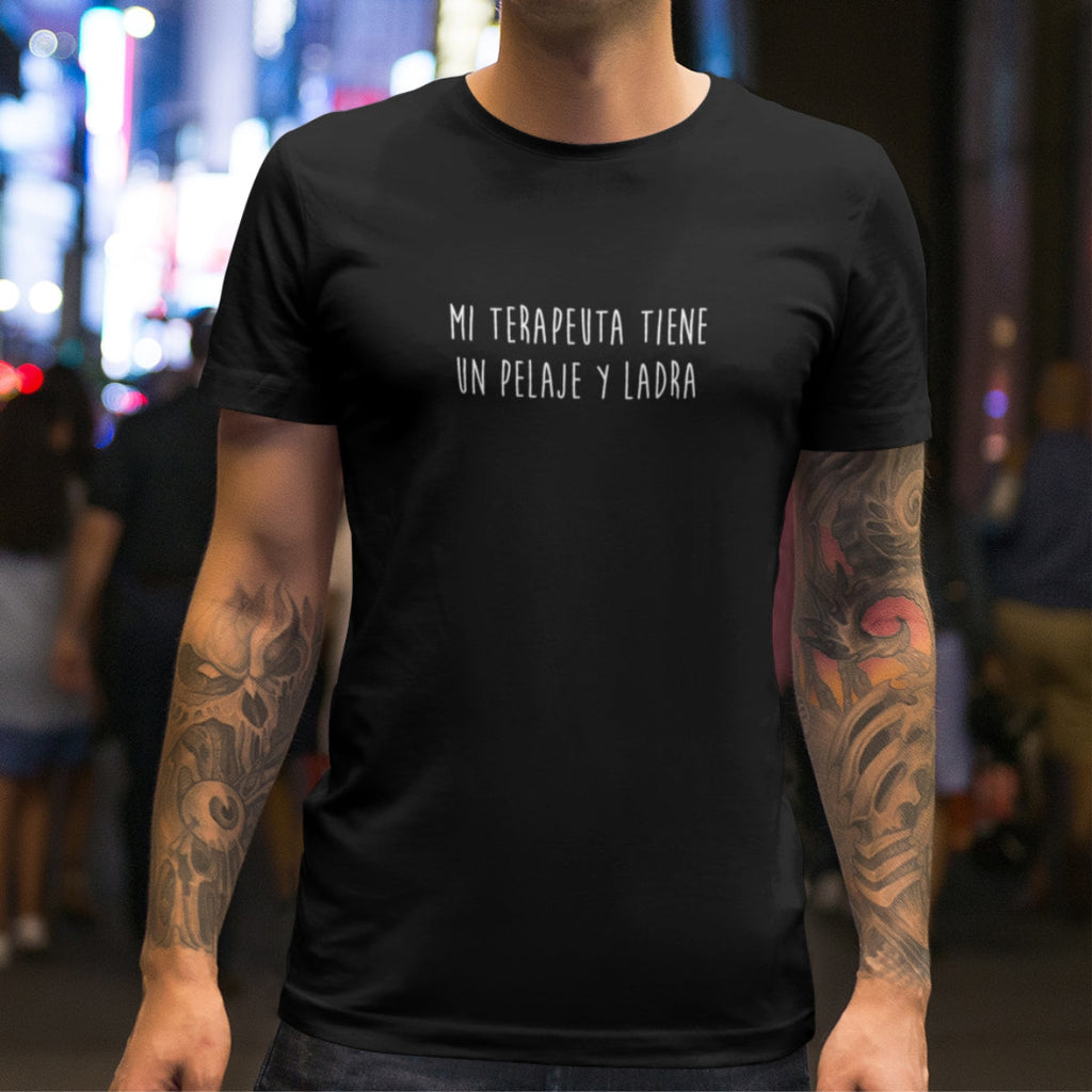 Čierne UNISEX tričko „Mi terapeuta“