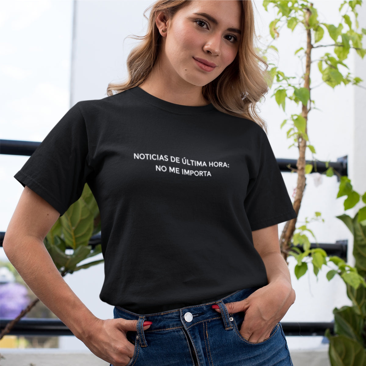 Čierne UNISEX tričko „Noticias“