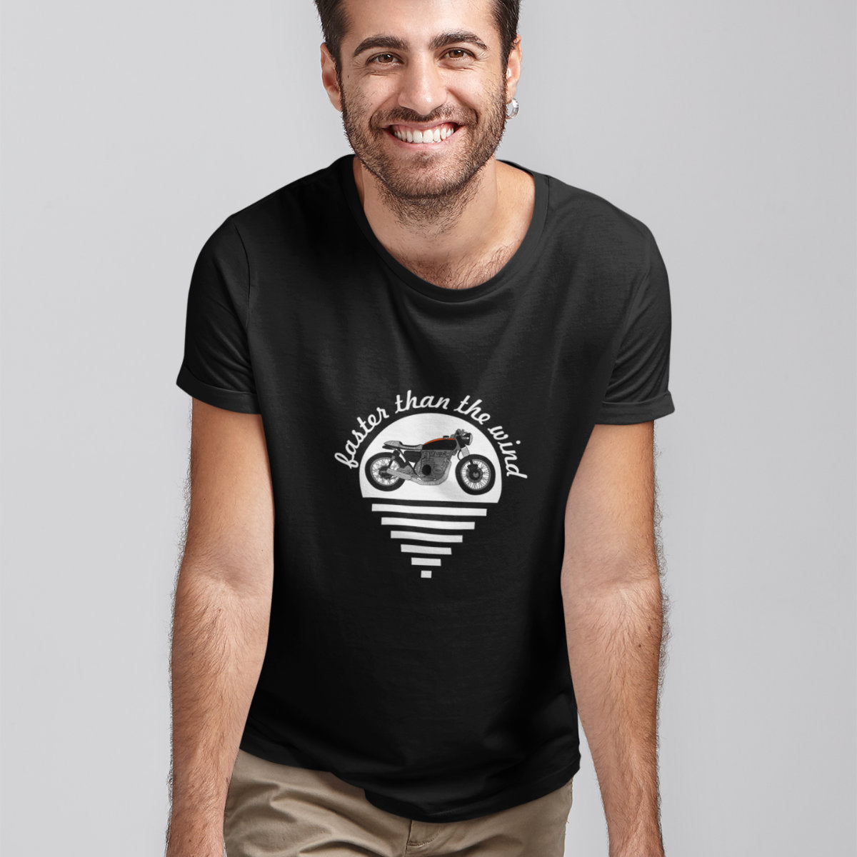 Čierne tričko „Faster than the wind“