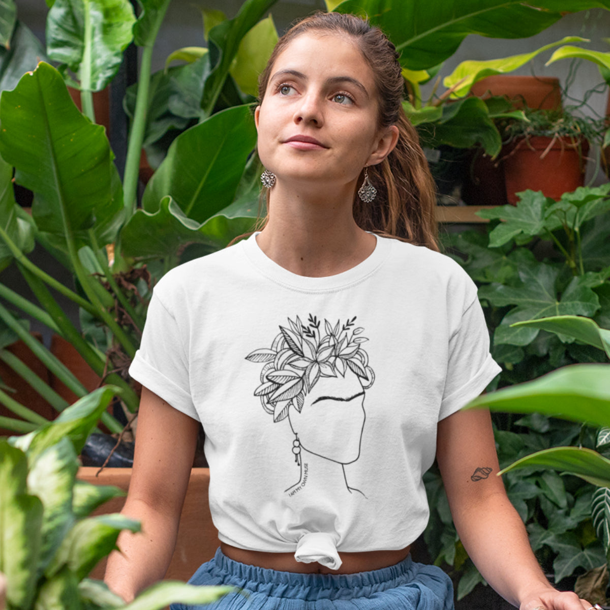 Biele UNISEX tričko „Frida“